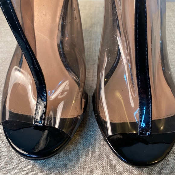 Qupid Clear Plastic/Lucite Booties - Picture 4 of 7